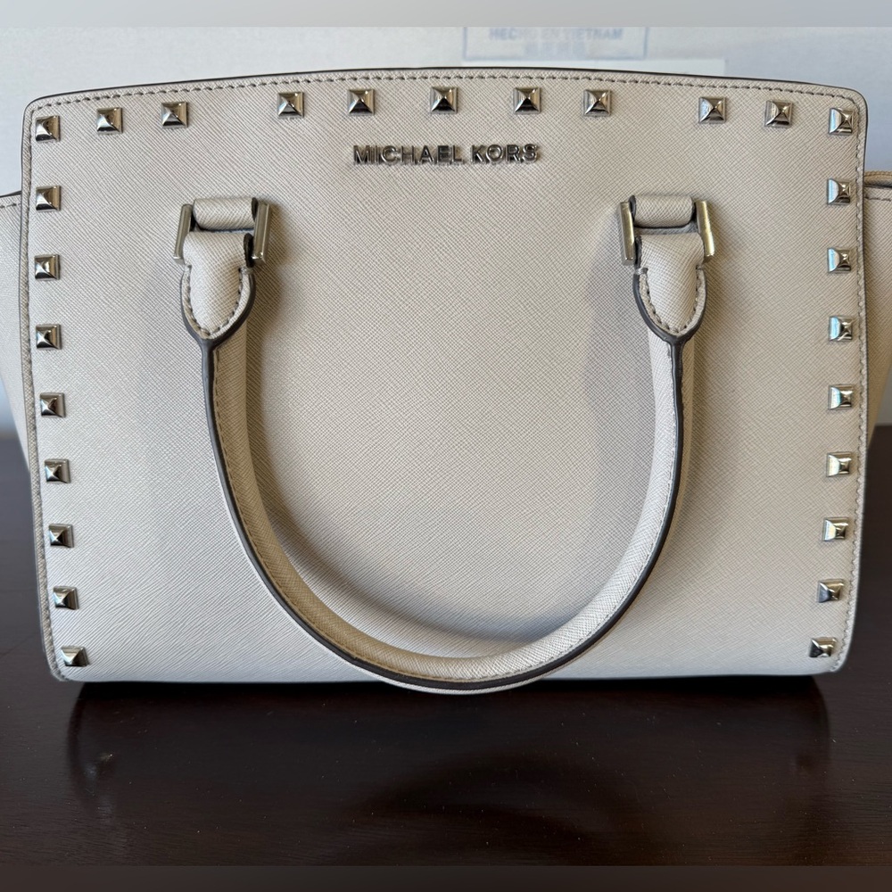 Michael Kors Selma Stud Satchel Cement